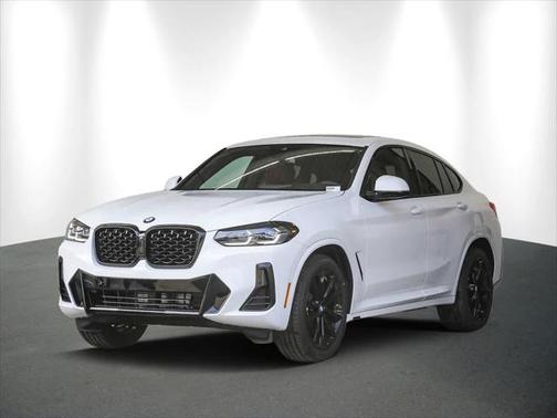 2025 BMW X4 xDrive30i