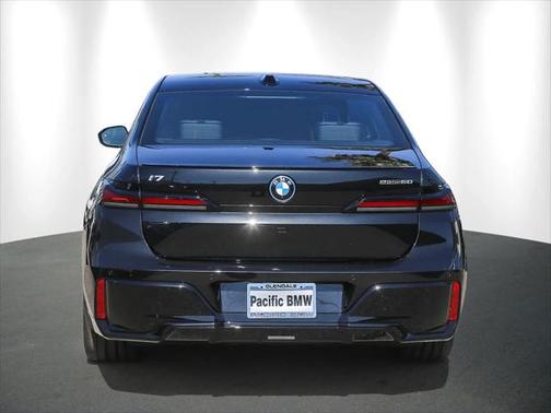 2025 BMW i7 eDrive50