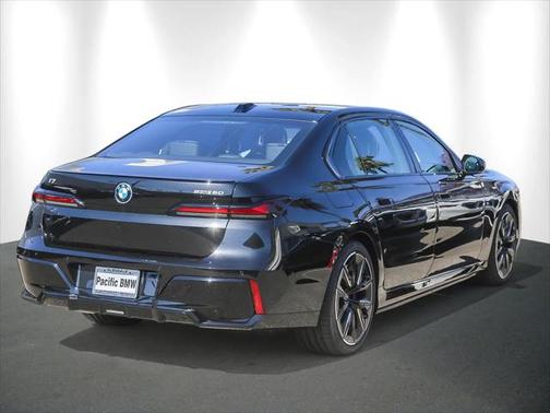 2025 BMW i7 eDrive50