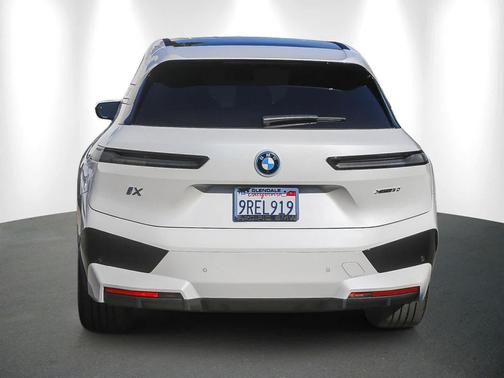 2025 BMW iX xDrive50