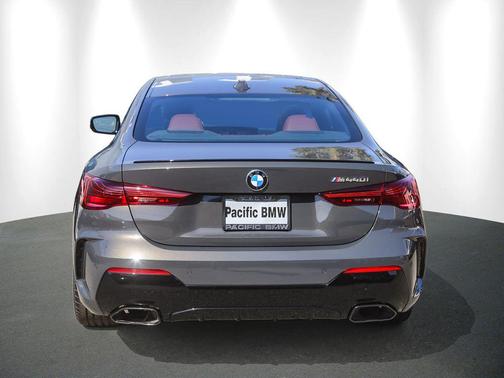 Dravit Grey Metallic 2027 BMW M440 i