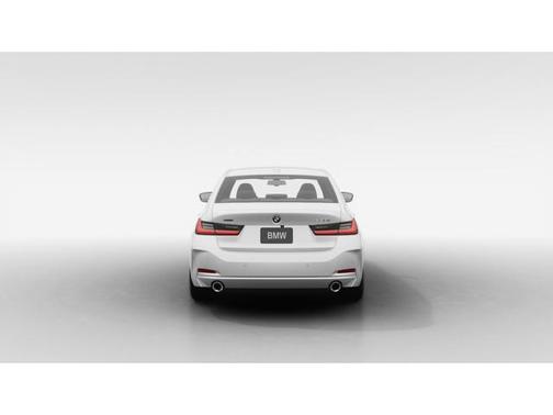 2025 BMW 330 i xDrive