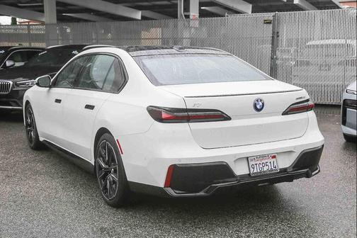 2025 BMW i7 eDrive50
