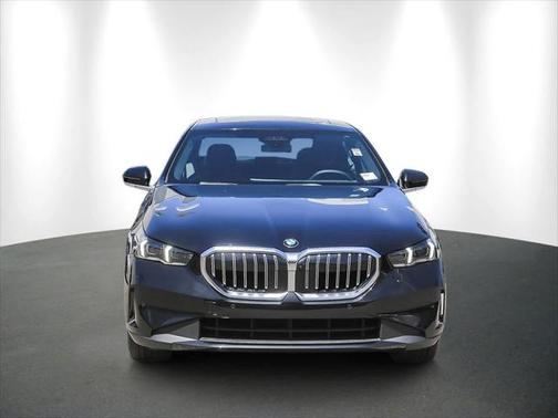 2024 BMW 530 i