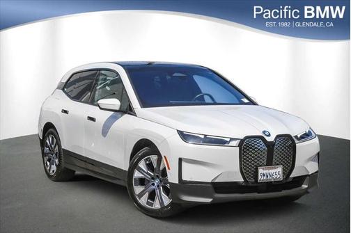 2025 BMW iX xDrive50