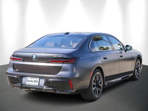 2025 BMW i7 eDrive50
