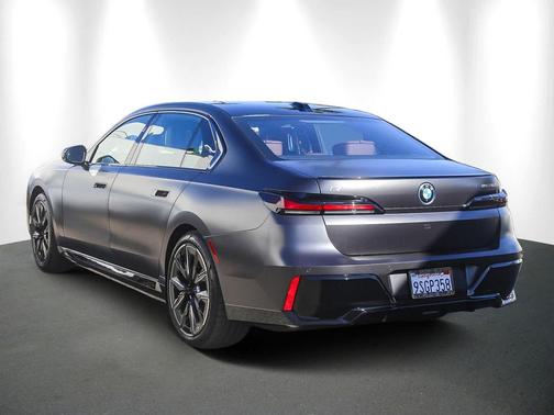 2025 BMW i7 eDrive50