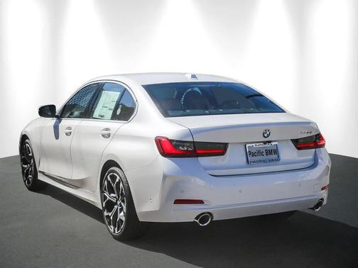 2025 BMW 330 i