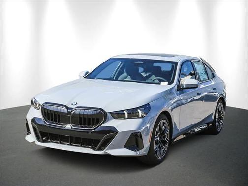 2025 BMW 530 i