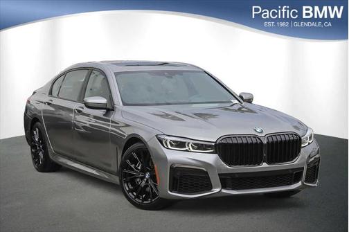 2022 BMW 740 i