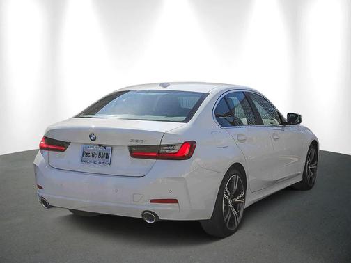 2024 BMW 330 330i