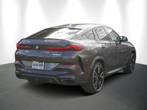 2026 BMW X6 M60i