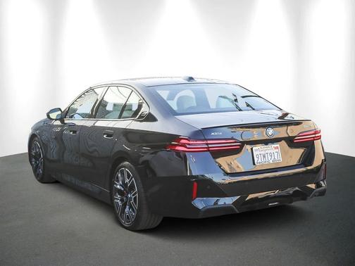 2026 BMW 550e xDrive