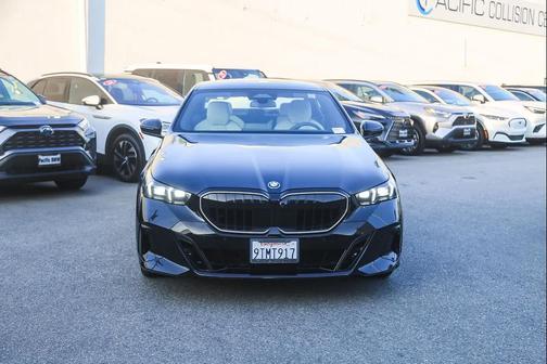 2026 BMW 550e xDrive