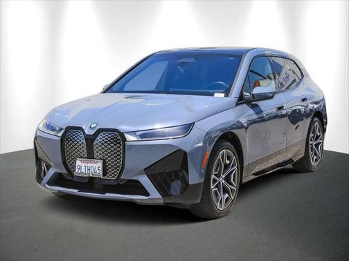 2025 BMW iX xDrive50
