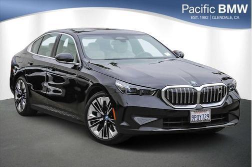 2025 BMW i5 eDrive40