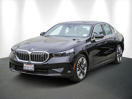 2025 BMW i5 eDrive40