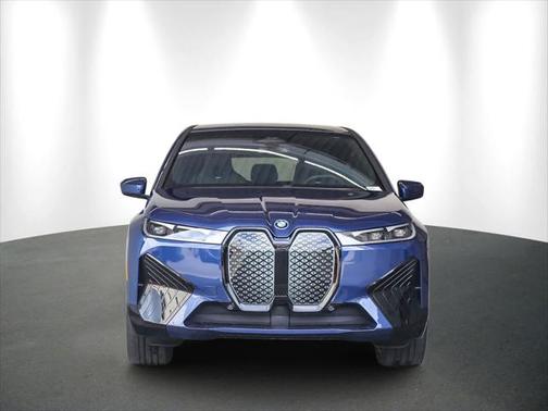 2025 BMW iX xDrive50