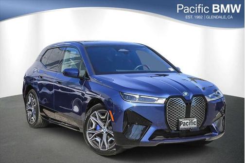 2025 BMW iX xDrive50