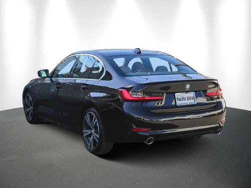 2022 BMW 330 330i