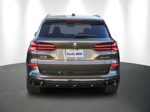 2026 BMW X5 sDrive40i