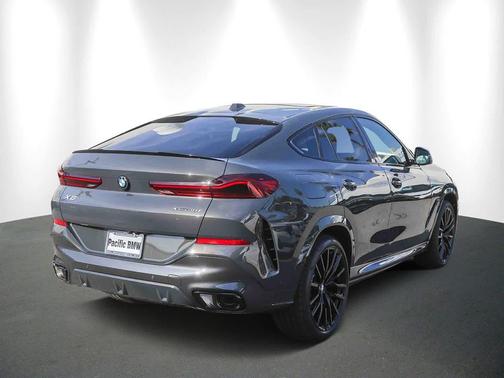 2026 BMW X6 xDrive40i