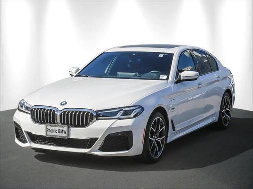 2022 BMW 530e Base