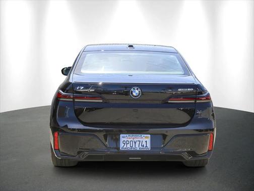 2025 BMW i7 eDrive50