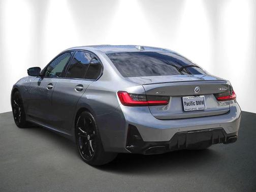2023 BMW M340 i xDrive