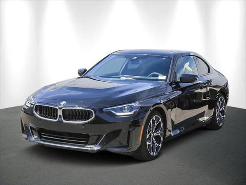 2025 BMW 230 i