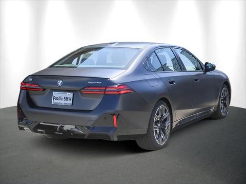 2026 BMW i5 eDrive40