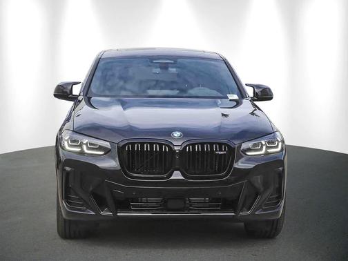 2025 BMW X4 M40i