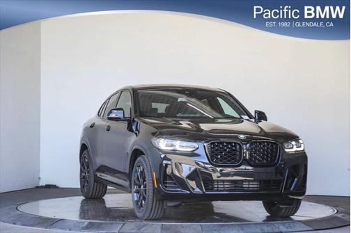 2025 BMW X4 xDrive30i