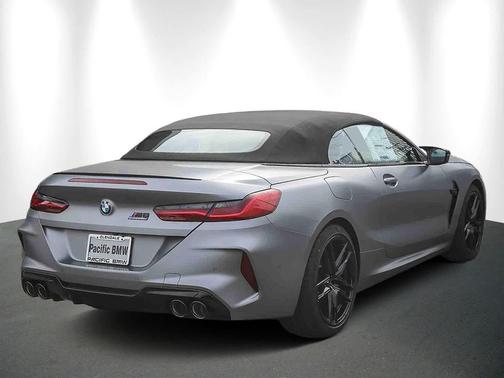 2025 BMW M8 Competition