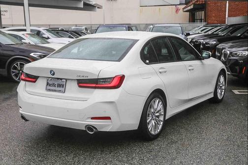 2023 BMW 330 330i