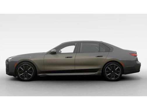 2025 BMW 740 i
