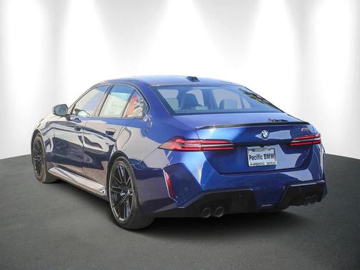 2026 BMW M5 Base