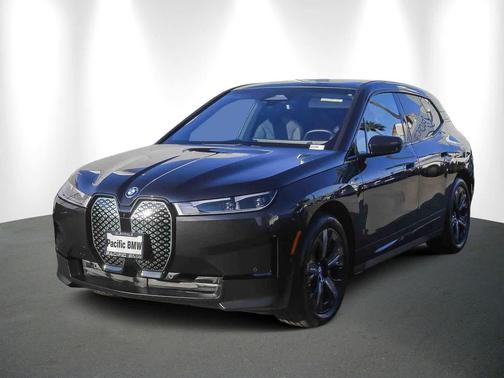 2025 BMW iX xDrive50
