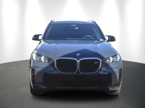 2025 BMW X5 M60i
