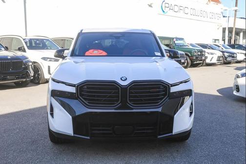 2026 BMW XM Label