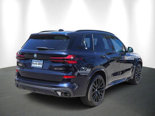 Carbon Black Metallic 2026 BMW X5 sDrive40i