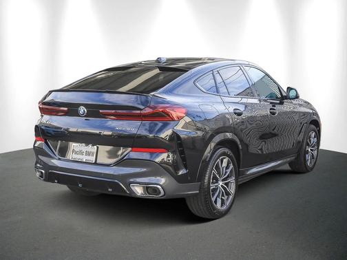 2025 BMW X6 xDrive40i