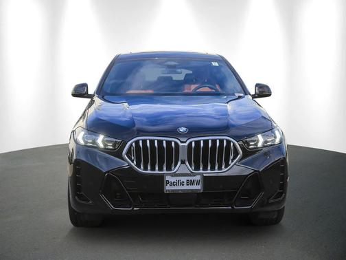 2025 BMW X6 xDrive40i