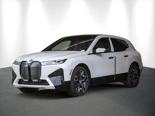 2025 BMW iX xDrive50