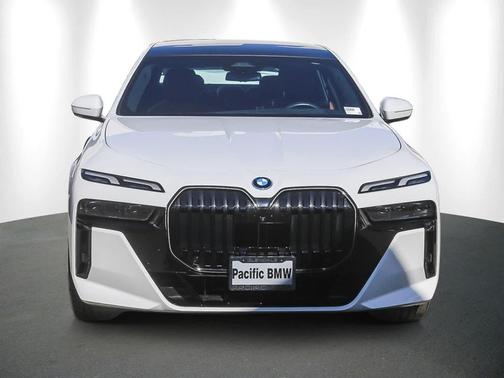 2025 BMW i7 eDrive50
