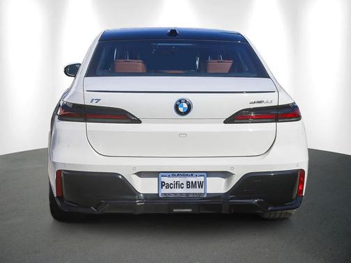 2025 BMW i7 eDrive50