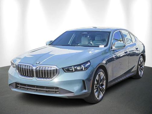 2025 BMW 530 i