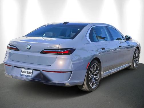 2025 BMW i7 xDrive60