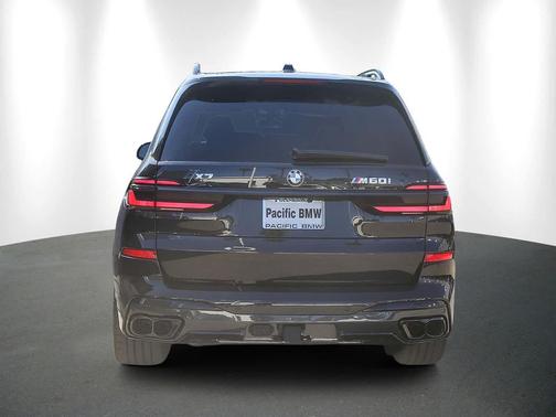 2026 BMW X7 M60i