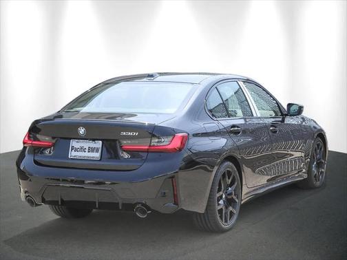 2025 BMW 330 i